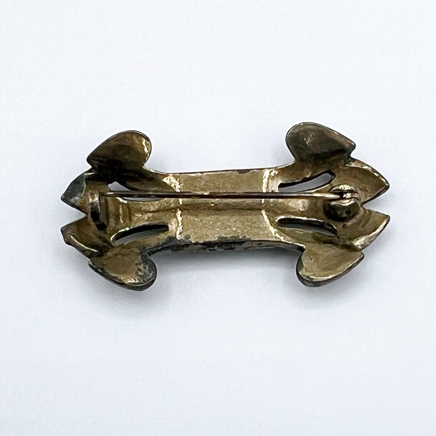 Vintage Estate Pot Metal & Faceted Green Glass Bar brooch/Pin