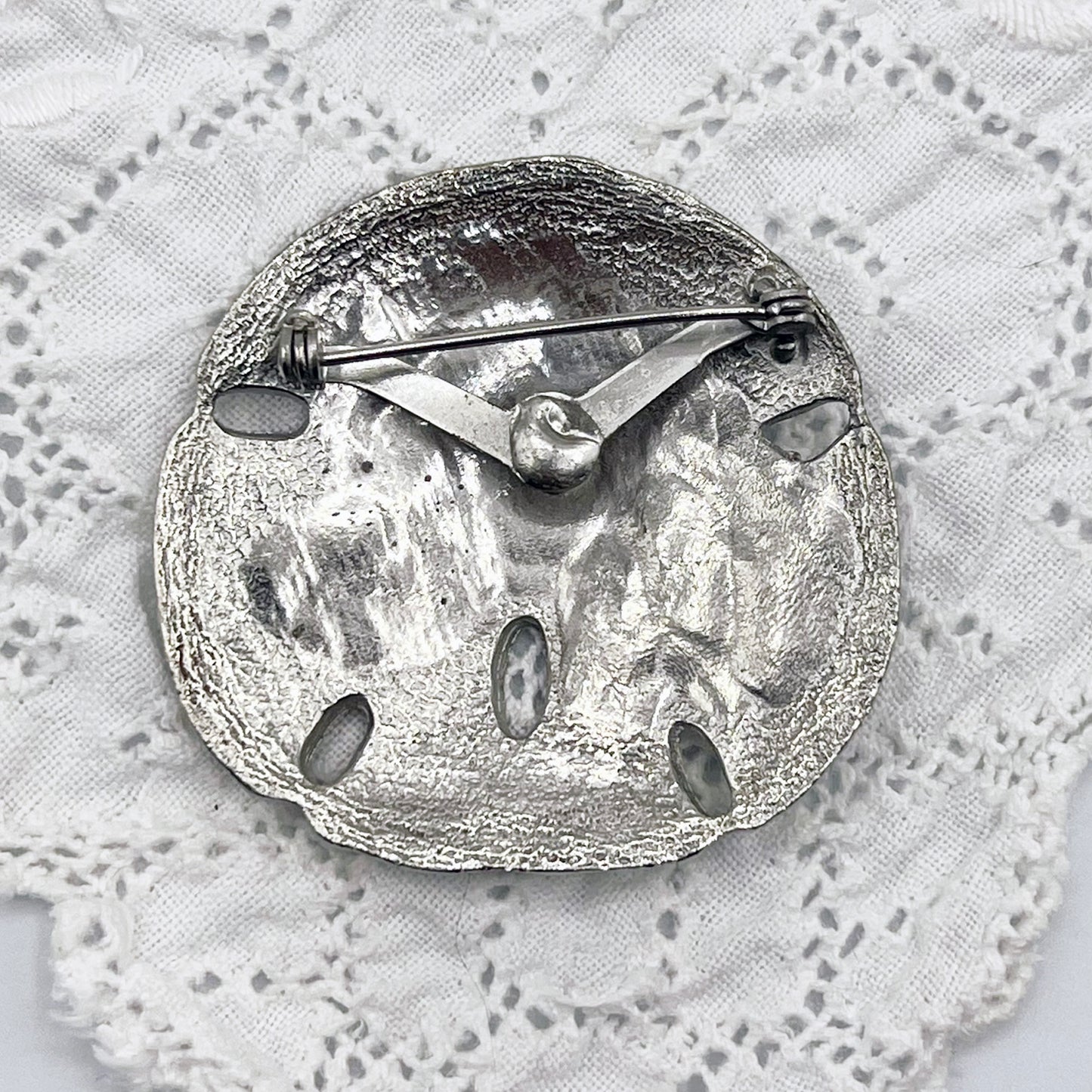 Vintage Silver Tone Stardust Finish Sand Dollar Brooch