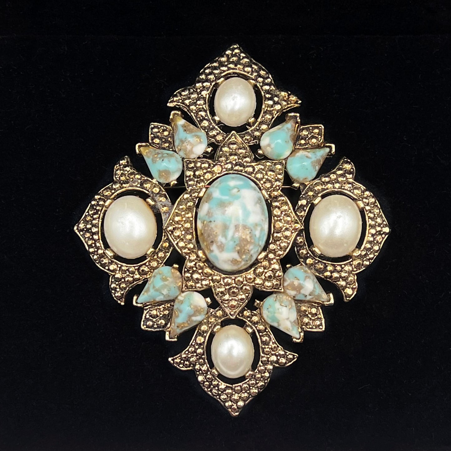 1968 Sarah Coventry Large Rememberance Faux Pearl Faux Turquoise Brooch/Pendant