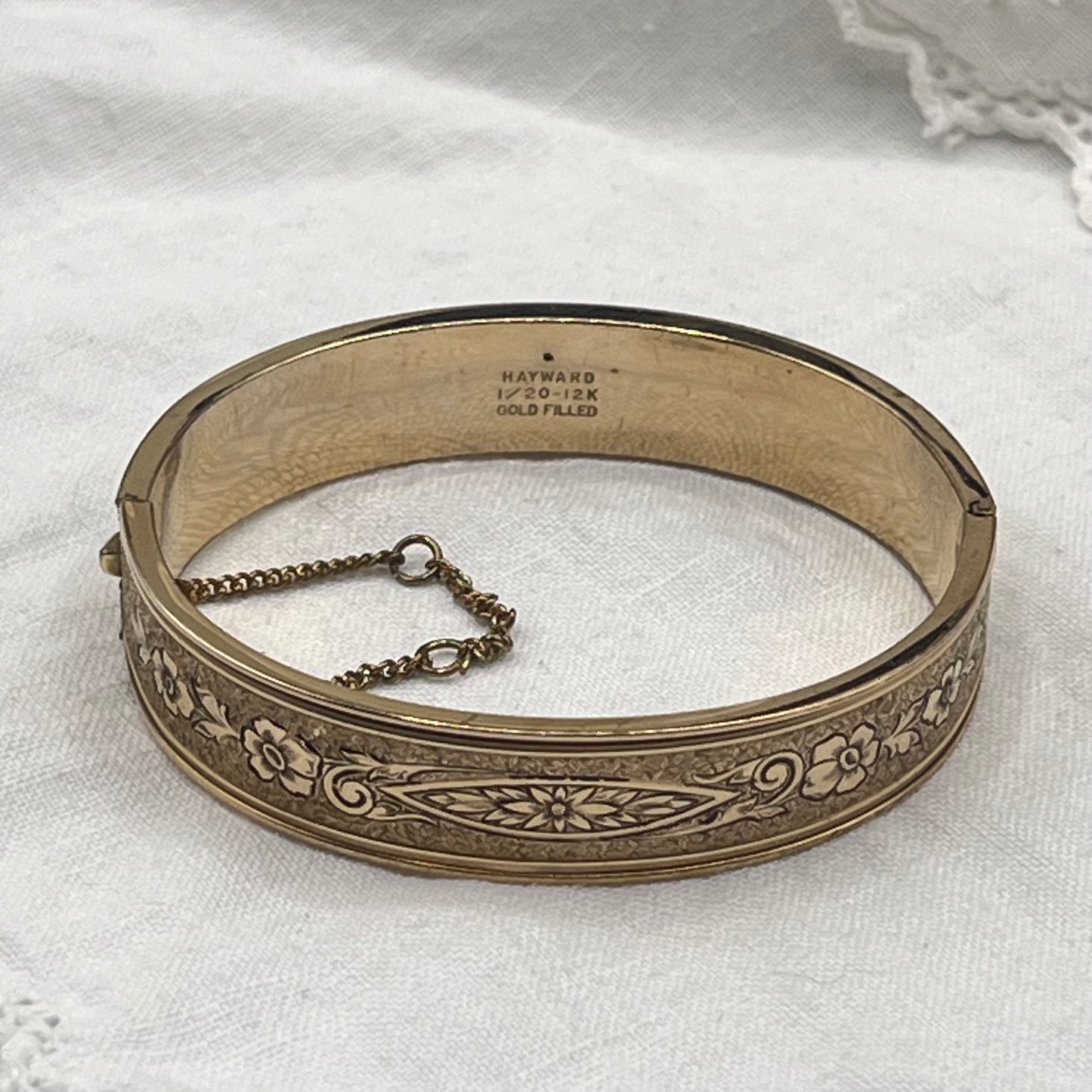 Vintage Hayward 12K Gold Filled Taille d'Épargne Bangle Bracelet