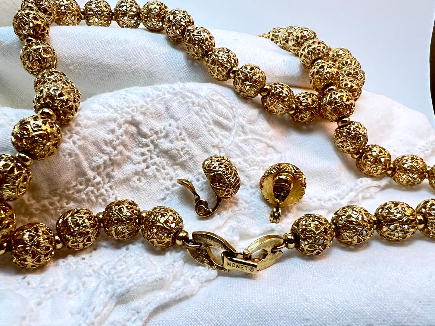 Vintage Monet Filigree Gold Tone Necklace and Earring Set