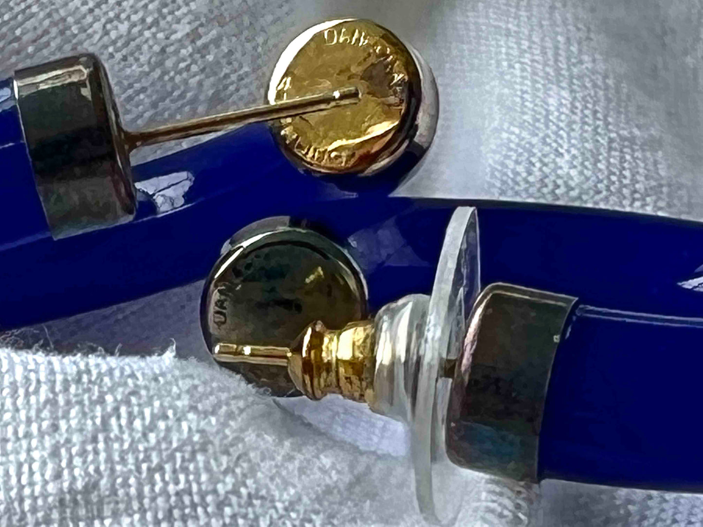 Vintage 1960s Danecraft Navy Blue Lucite hoop Earrings