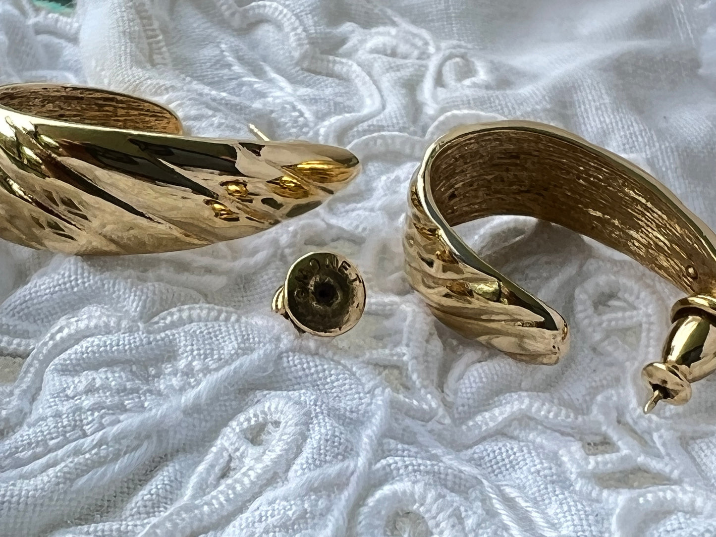 Vintage Monet Gold Tone Ribbed Half Hoop Earrings