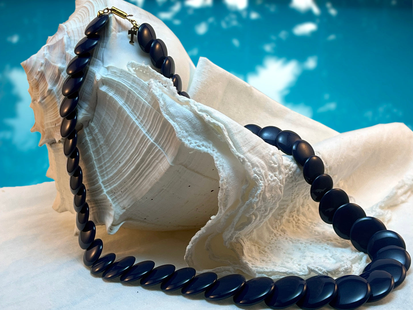 Vintage Trifari Navy Blue Plastic Graduated Disk Necklace