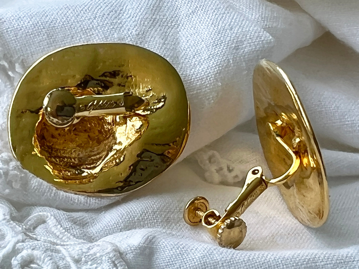 Vintage Goldette Clip on Gold Tone Disk Earrings