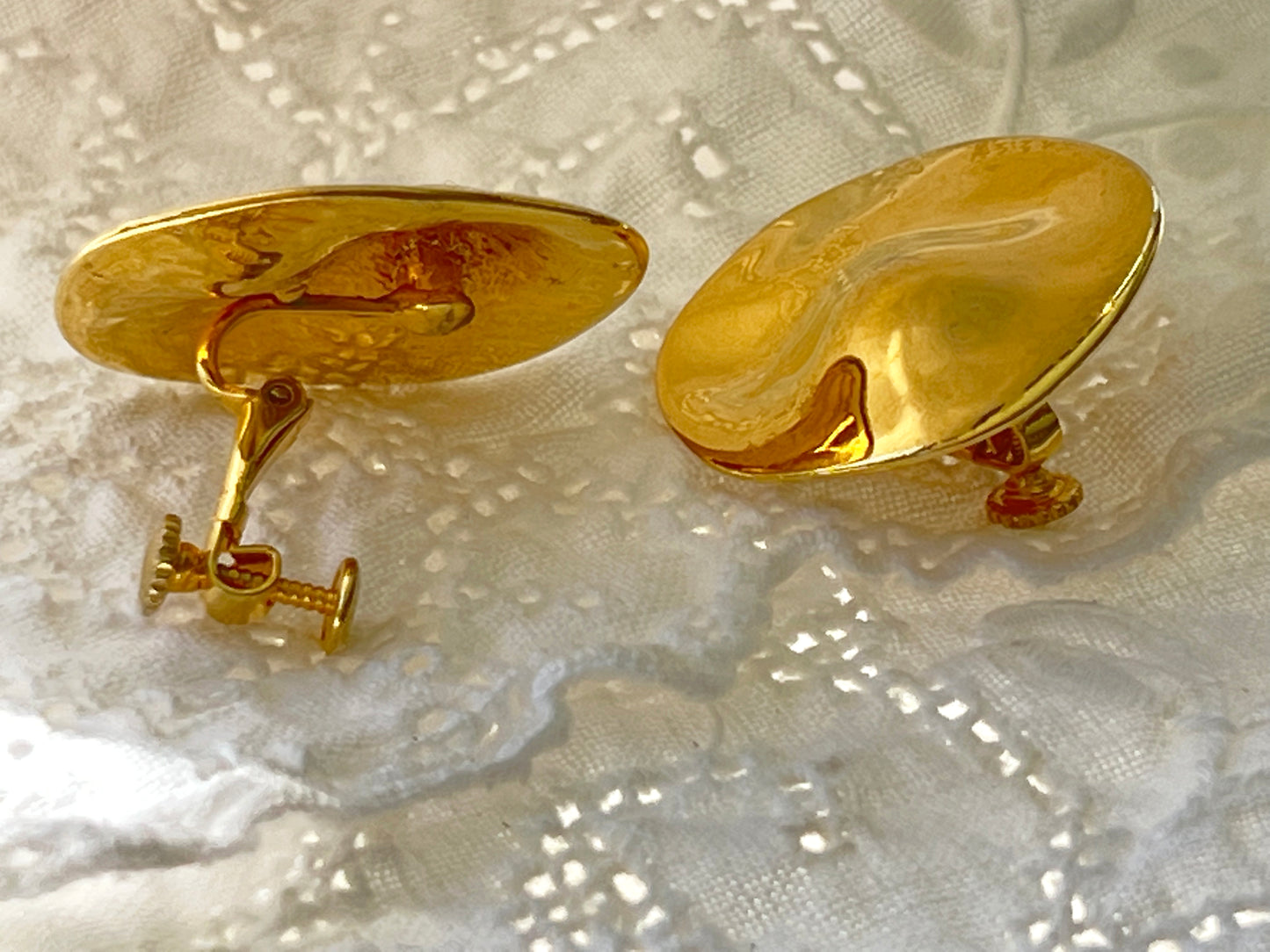 Vintage Goldette Clip on Gold Tone Disk Earrings
