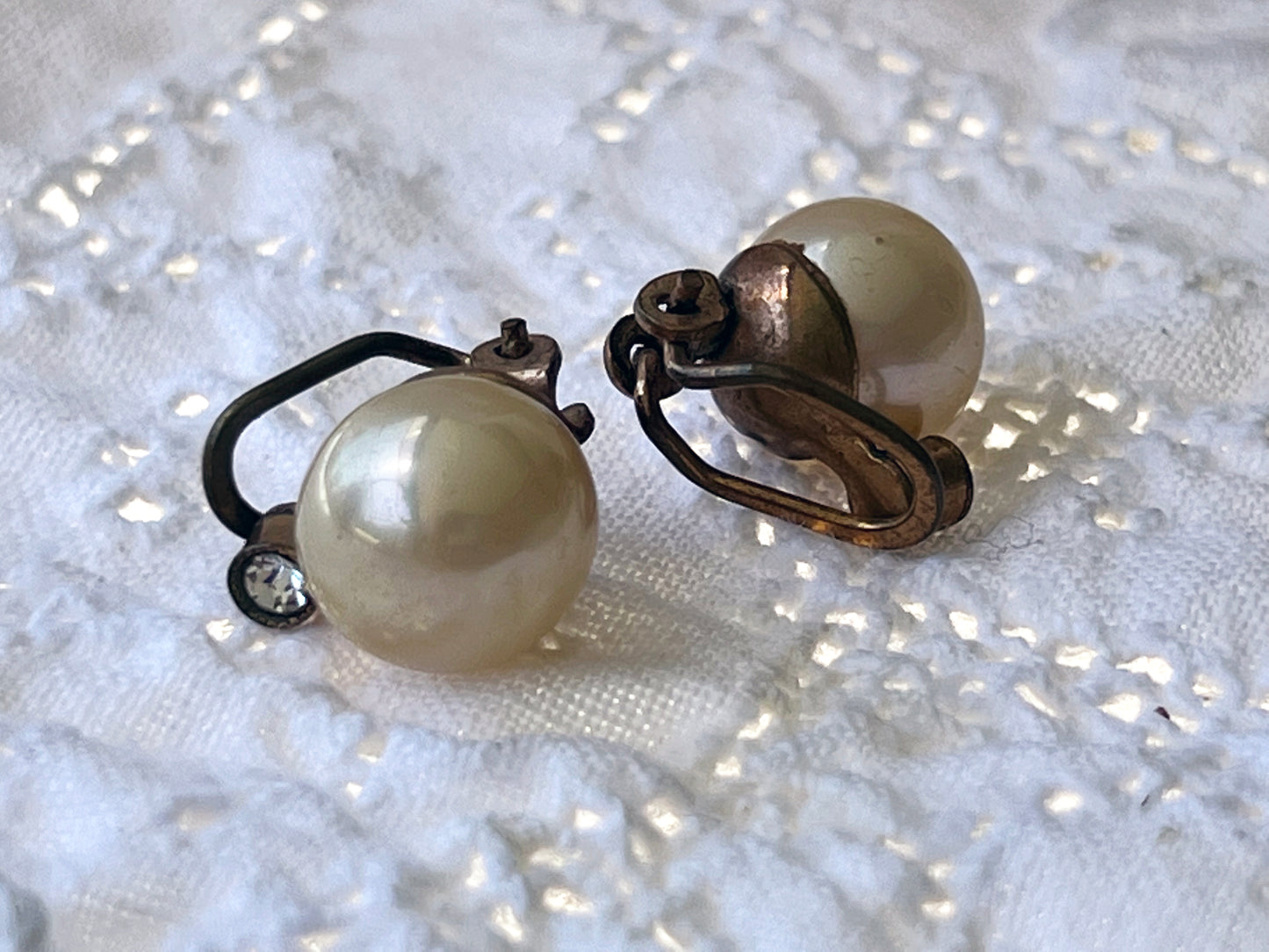 Vintage Single Faux Pearl and Rhinestone Clip-on Earrings