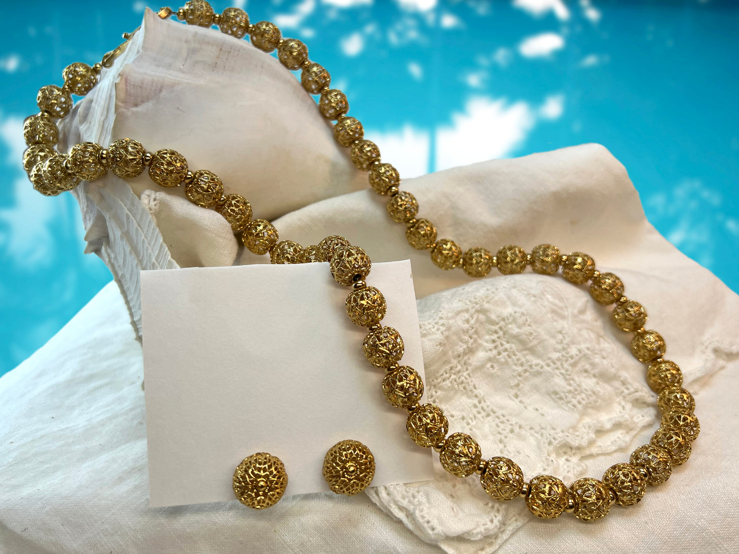Vintage Monet Filigree Gold Tone Necklace and Earring Set