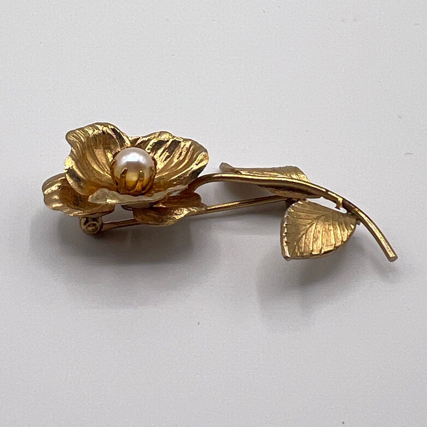 Signed Coro Single Flower Stem with Faux Pearl Center Brooch Pin