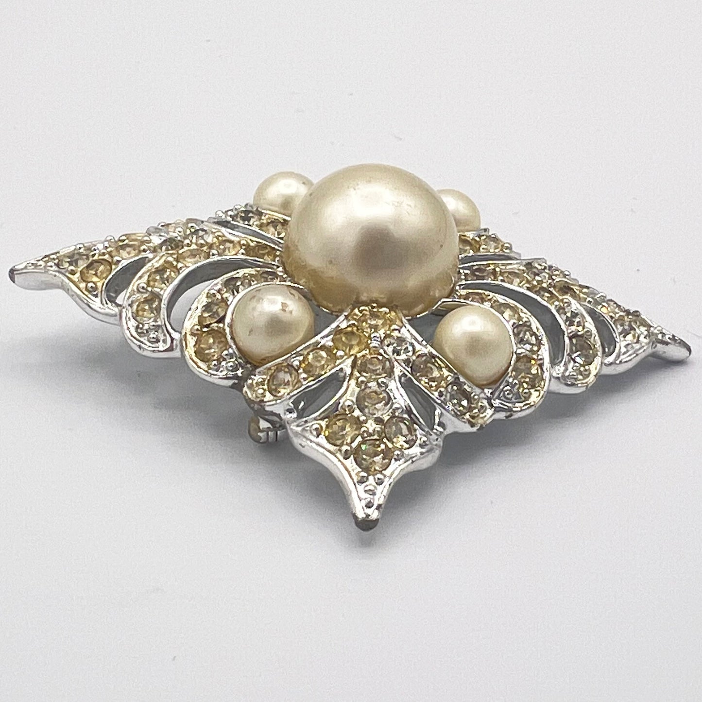 1970s Sarah Coventry Persian Princess Brooch