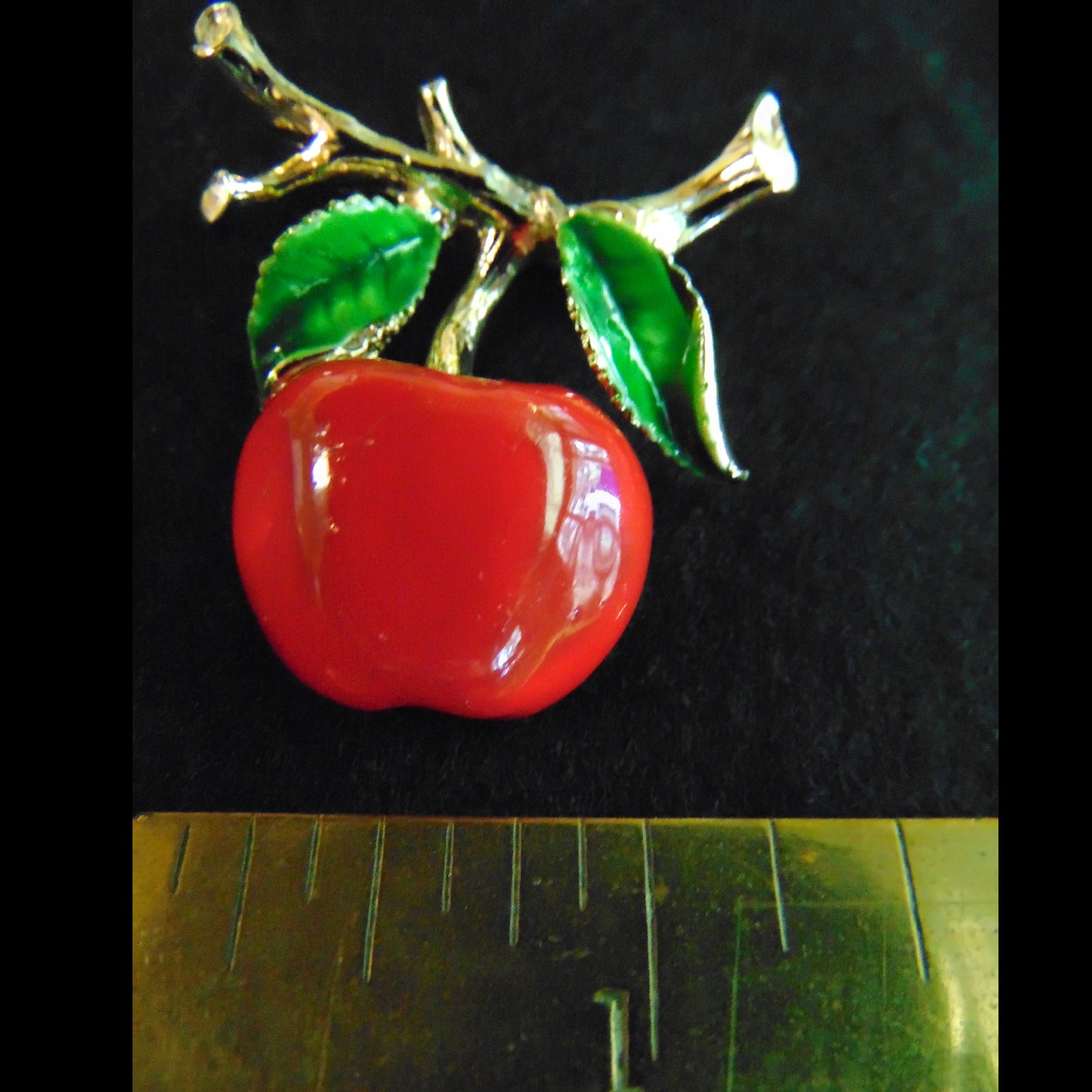 Gerry's Red Apple and Green Enamel Brooch Pin