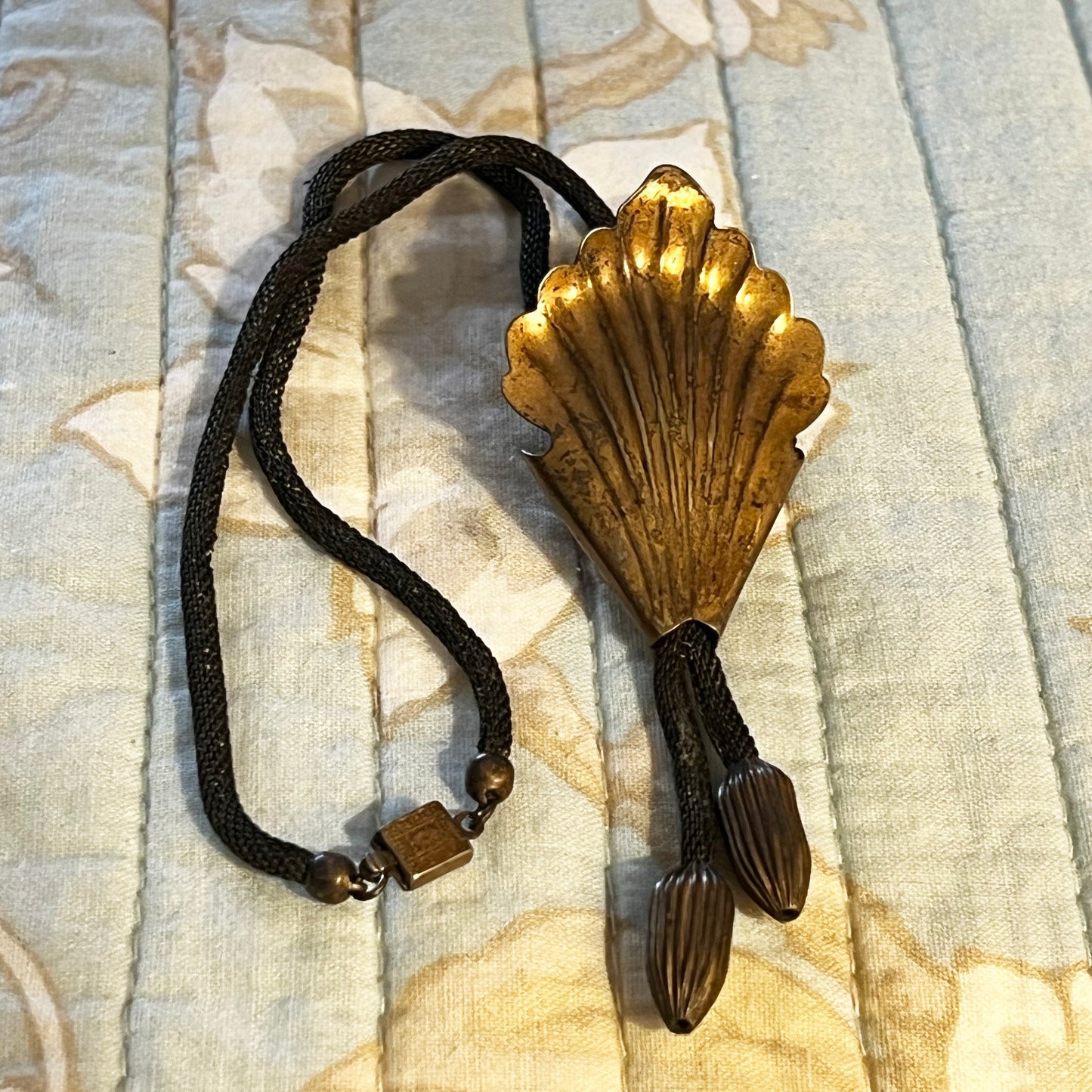 1920s Art Nouveau Lily with Mesh Chain Necklace
