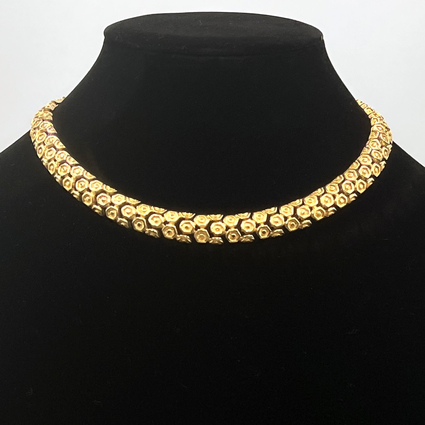 Signed Monet Honeycomb Design Hexagon Cluster Link Choker