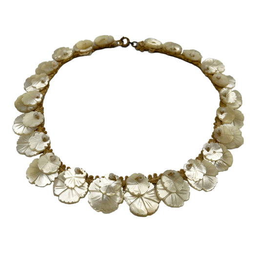 1930s Graduated Carved Mother of Pearl Flower Choker/Necklace