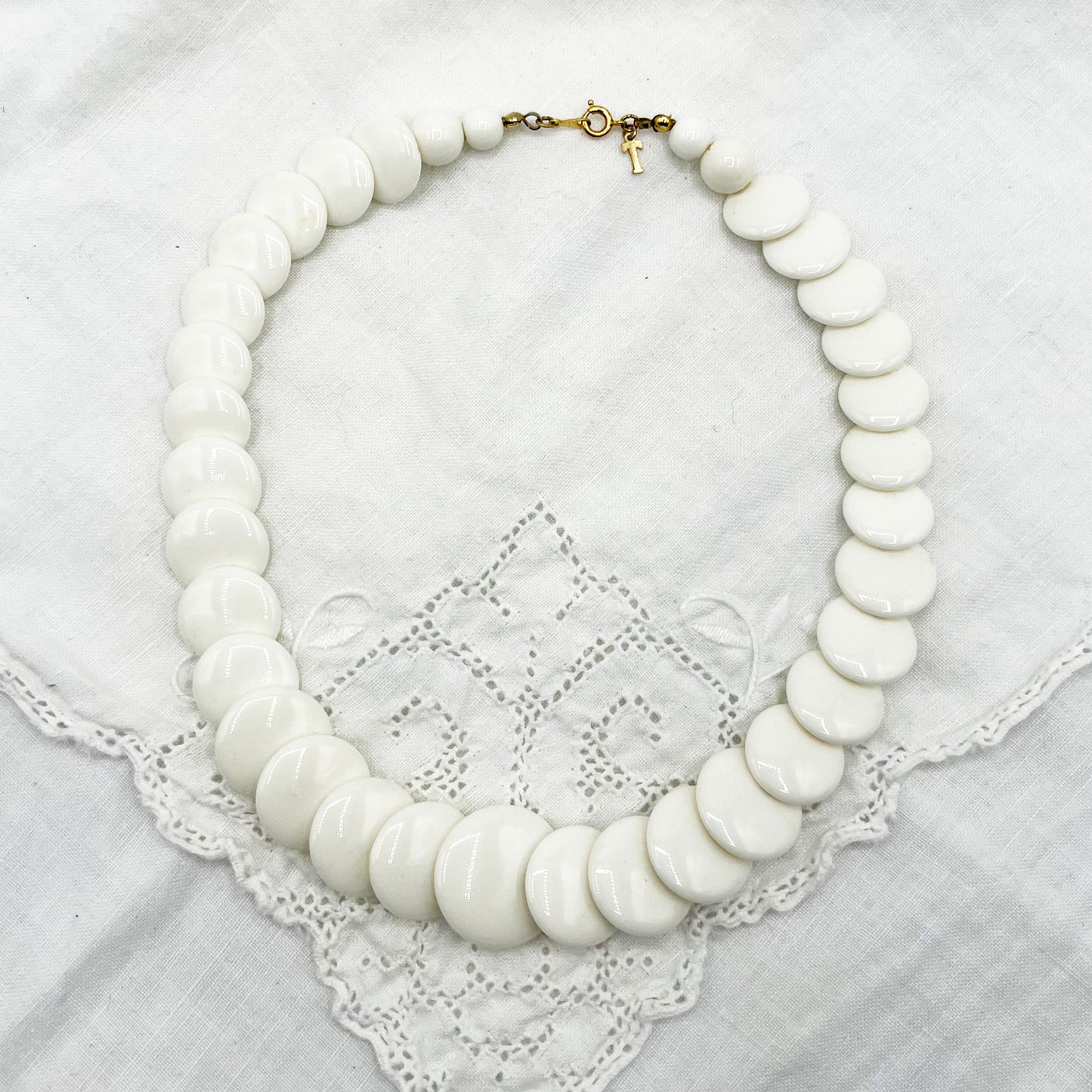 Vintage Trifari Graduated White Disk Choker Necklace, 16"