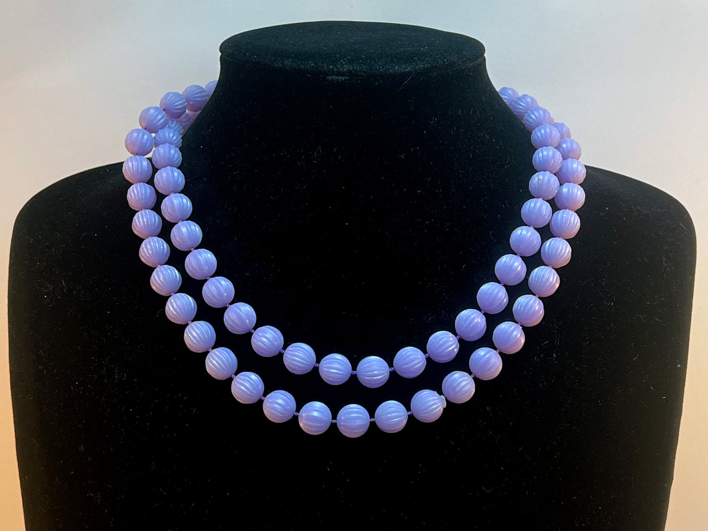Vintage Sarah Coventry Lilac Beaded Necklace